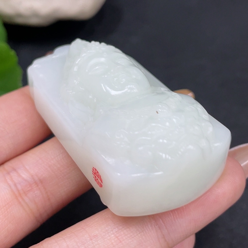 H31663761 Hetian Jade Pendant Guanyin with Other Mineral Components Total Weight Approx. (Including Rope) 68.5g