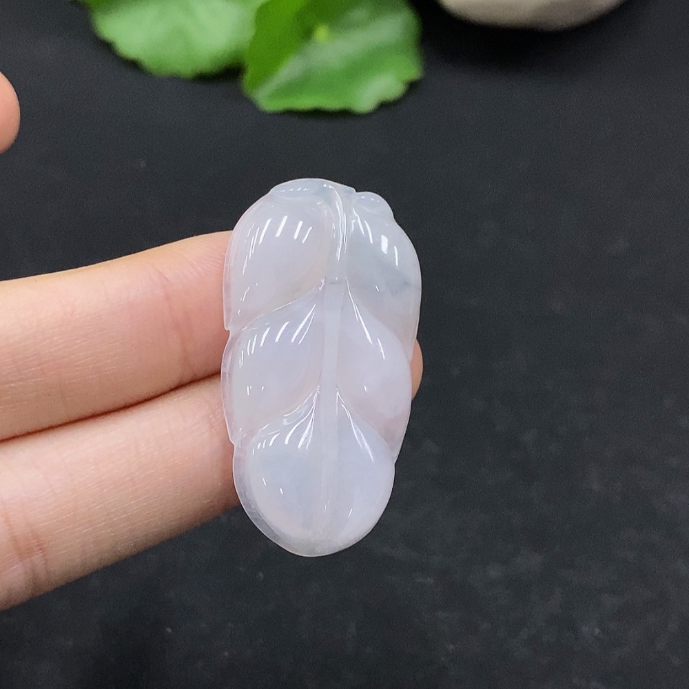 F33867294 Jadeite Leaf Pendant Total Weight Approx. 6.23g