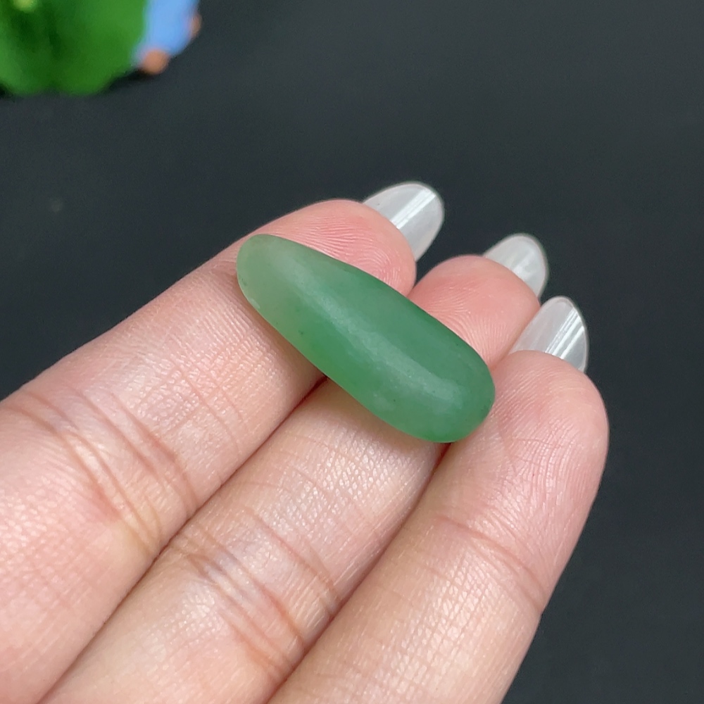 H27082444 African Emerald (Dulong Jade)