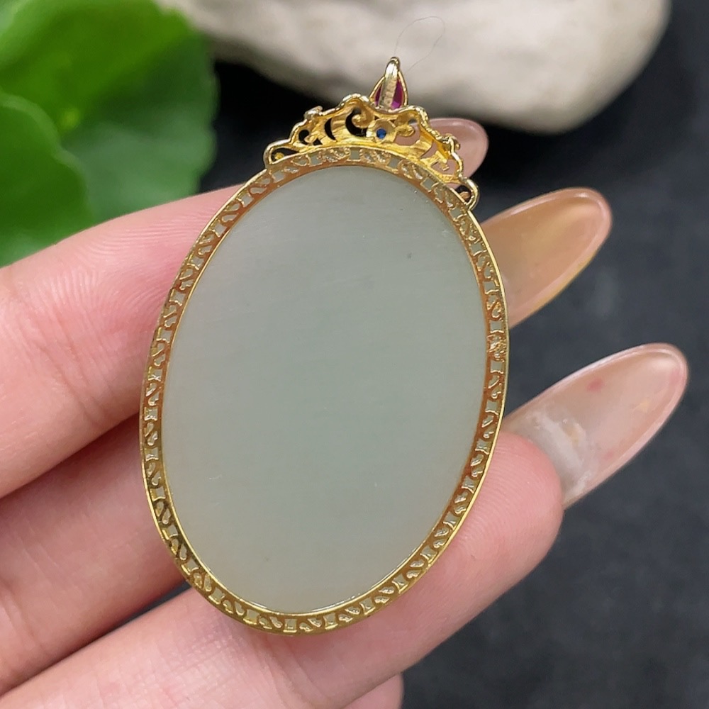 H32823477 Hetian Jade Inlaid Pendant 18k Gold Total Weight Approx.14.4g