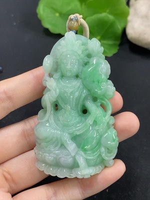 F46548979 翡翠观音挂件 货品总重约73.28g