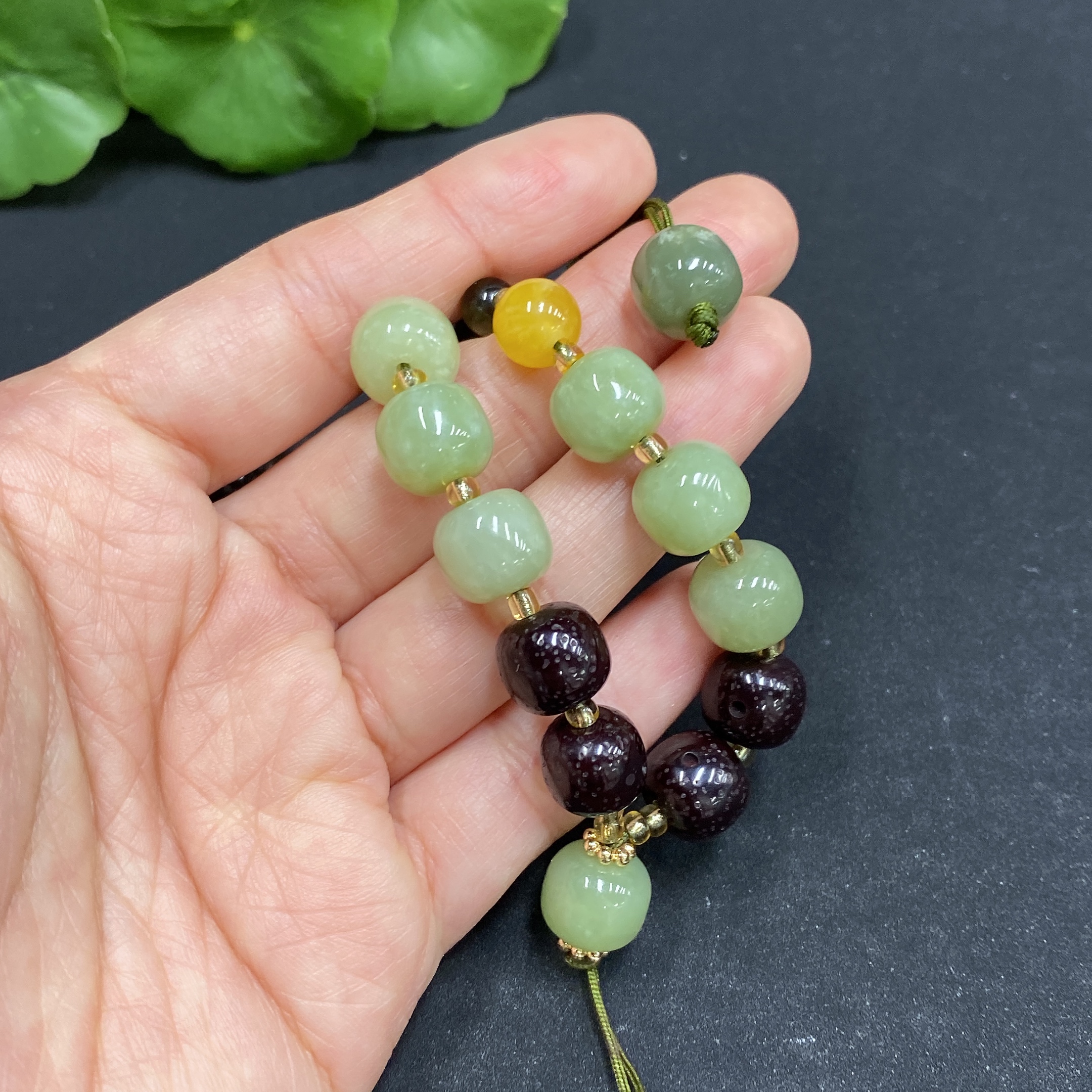 H31583746 Hetian Jade Bead Necklace, Approx. 9.9mm, Total Weight Approx. 40.8g, Non-Hetian Jade Beads Included