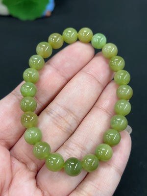 H45473193 和田玉手串 卡7.6mm左右 货品总重约16.7g
