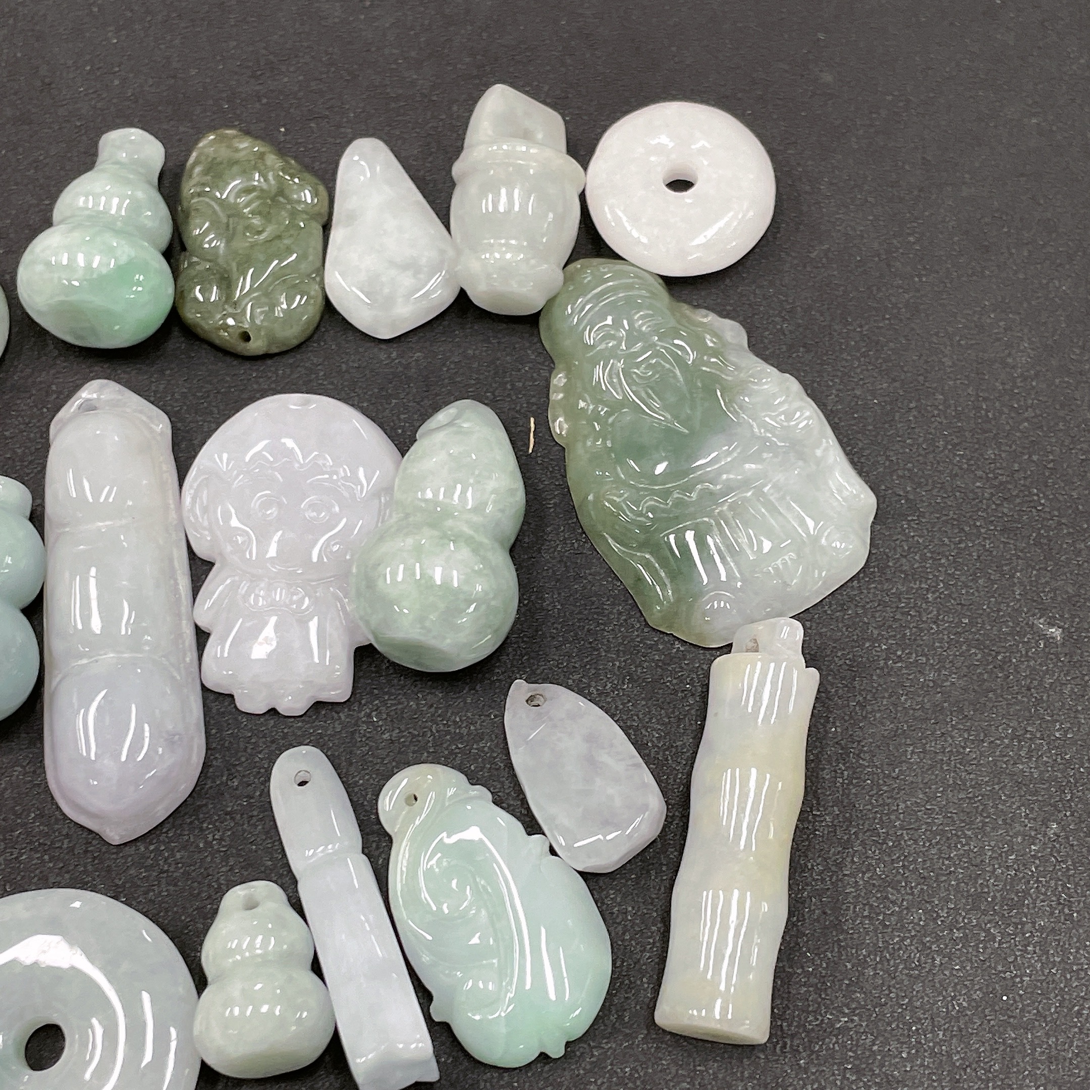 F08846766 Jadeite Pendant