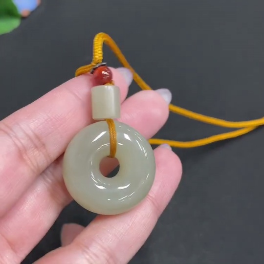 H32805446 Hetian Jade Pendant Donut