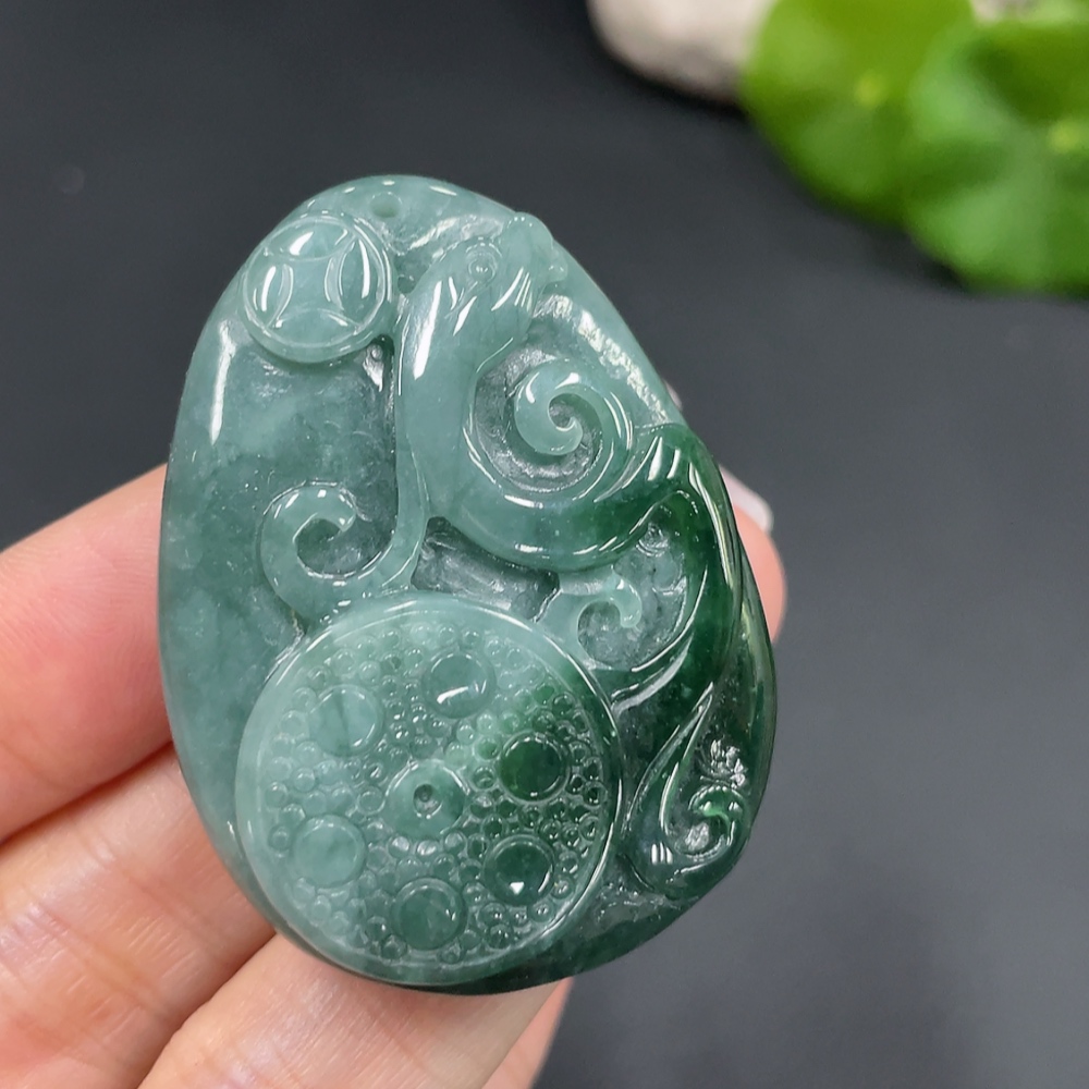 F20301055 Jadeite Pendant Antique Style Total Weight 39.874g