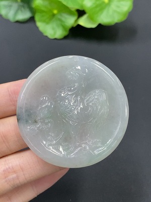 F10468384 Jadeite Rooster Pendant