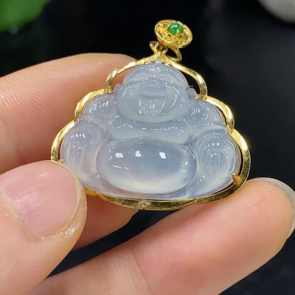F29362118 JadeiteBuddha Pendant with 18K Gold Setting, Total Weight Approximately 5.62g