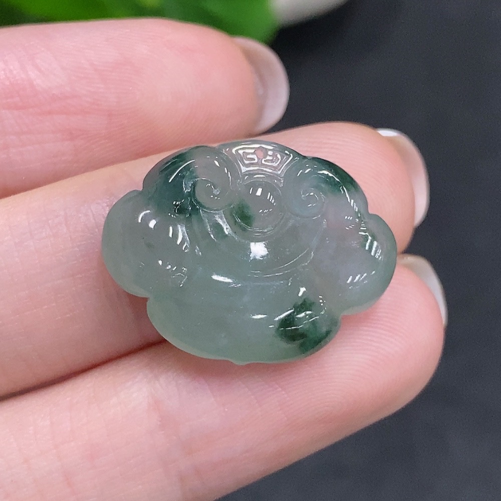 F34034909 Jadeite Ruyi Pendant Total weight approx. 4.1g
