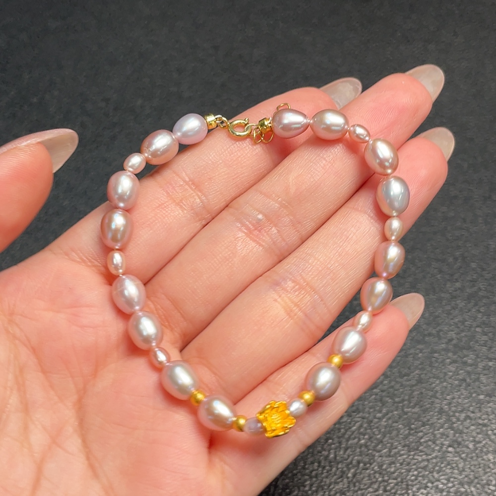C34992502 Pearl Bracelet 4 Round Beads + Main Body No Stamp, Surface Gold Content Au99% Rest Non-Gold Total Weight Approx. 8.17g Size 3.1-6.4mm