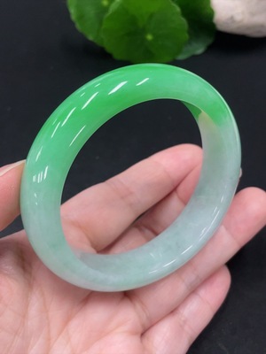 F31675154 Jadeite Circle Bracelet, Size 54.5, Total Weight Approx. 62.3g