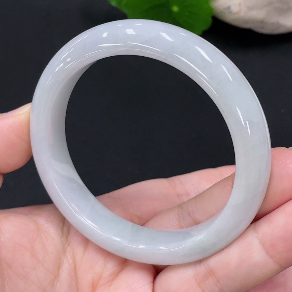 F30453214 Jadeite Round Bangle Size 55 Total Weight Approx. 52.5g