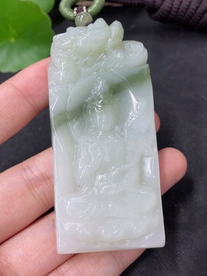 H42956630 和田玉挂件  观音   货品总重约（含绳）66.3g