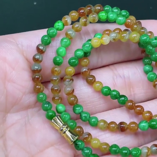 F33865689 Jadeite Bead Necklace Approx. 3.6mm Total Weight Approx. 14.13g Non-Gold Color Origin Undetermined