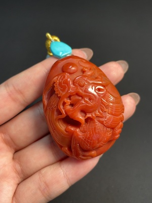 C46540302 南红玛瑙挂件 可见有机物 货品总重约51.84克含绳