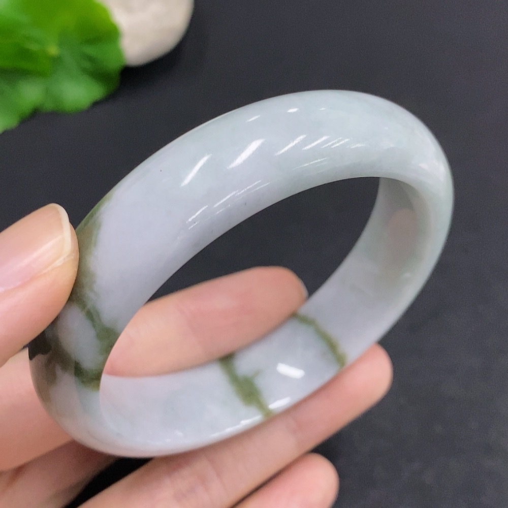 F33831604 Jadeite Round Bangle, Total Weight Approx. 68.3g, Size 58.5