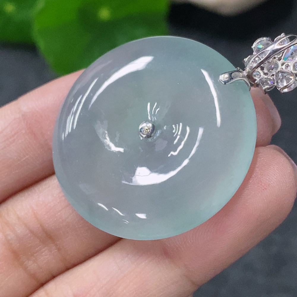 F34010274 Jadeite Pendant Peace Ring No Inscription Surface Gold Content Au75% Non-Diamond Total Weight Approx.11.87g