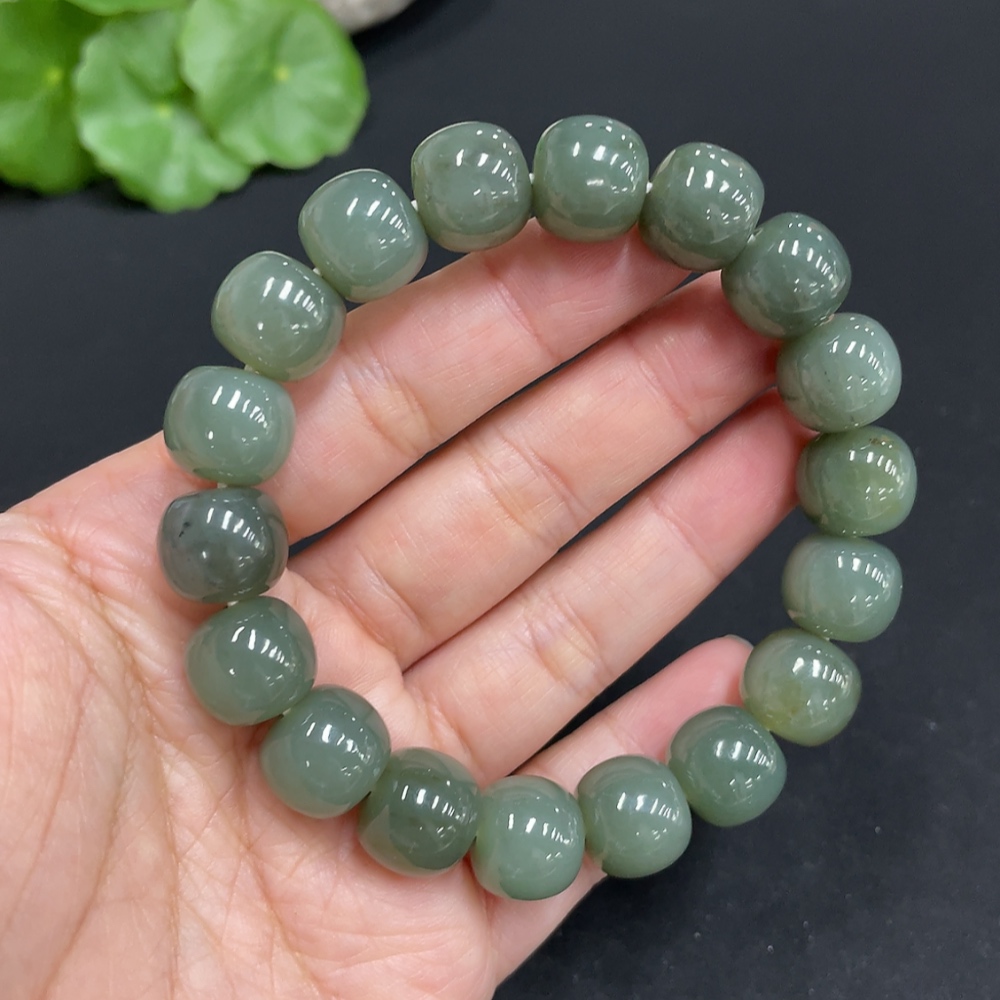 H34072202 Hetian Jade Bracelet, Approx. 12mm, Total Weight Approx. 49.9g