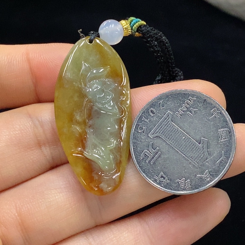 F30531420 Jadeite Pendant Total Weight Approx. 9.75g (including rope weight) Color origin undetermined