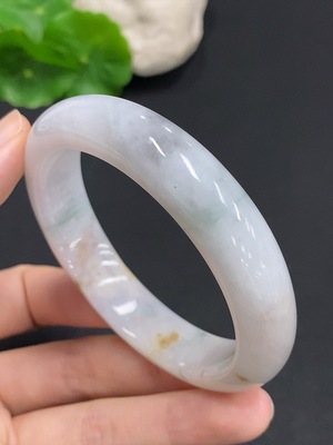 F31625257 Jadeite Regular Bangle, Total Weight Approx. 62g, Inner Diameter 57.5