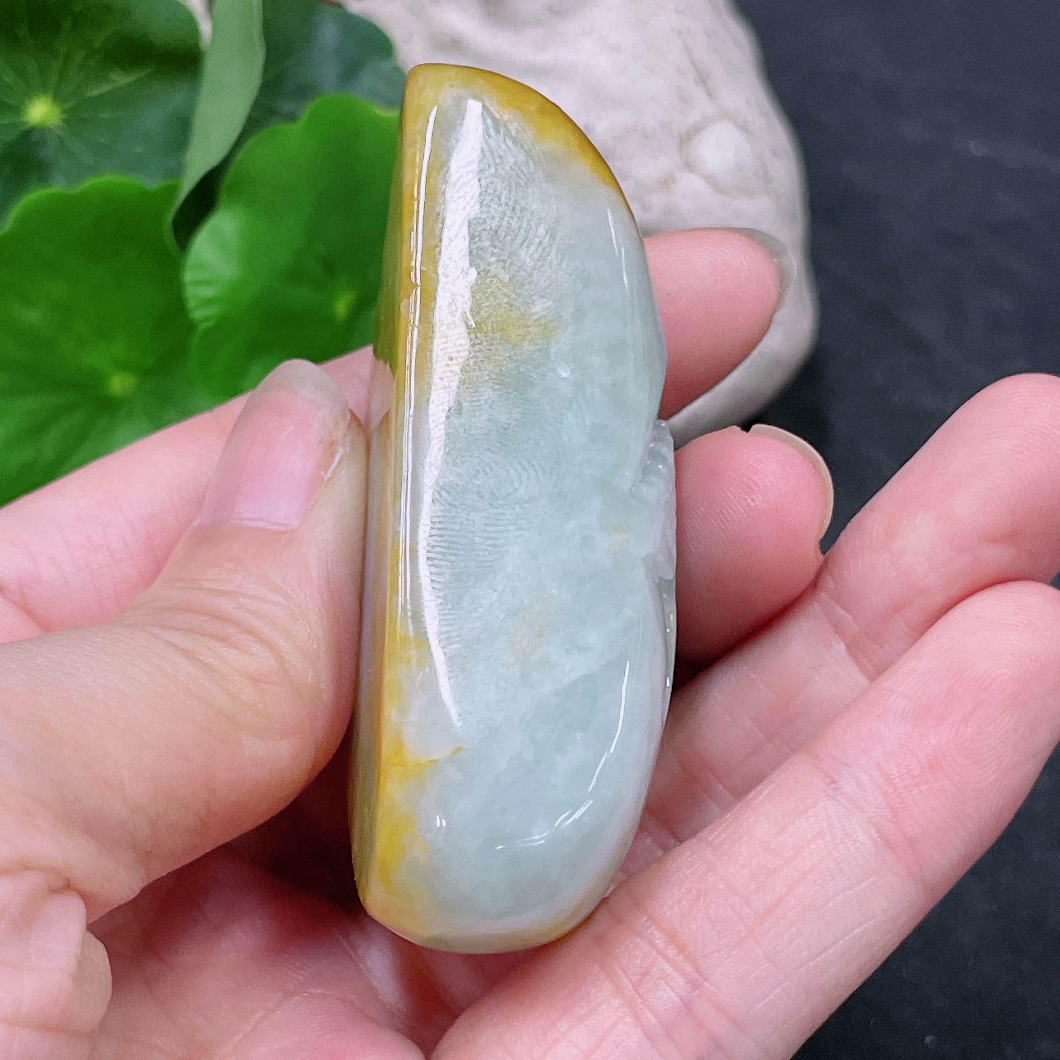 F32810825 Jadeite Pendant, Color Origin Undetermined, Total Weight Approximately 96.8g