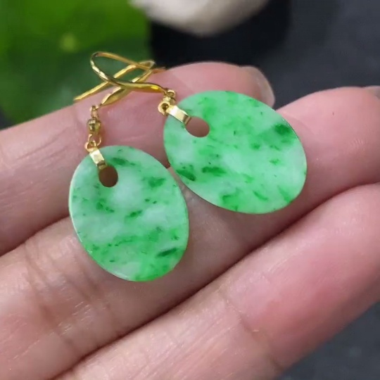 F34031101 Jadeite ear hooks pair 18k gold total weight approx.1.29g
