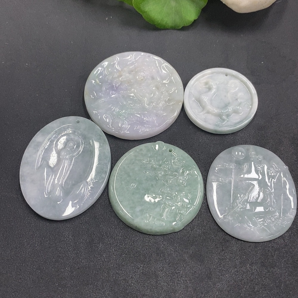 F15597567 Jadeite Pendants Sell as a Lot