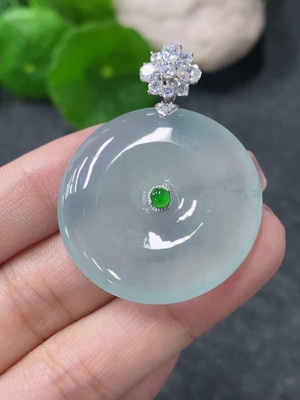 F34010274 Jadeite Pendant Peace Ring No Inscription Surface Gold Content Au75% Non-Diamond Total Weight Approx.11.87g