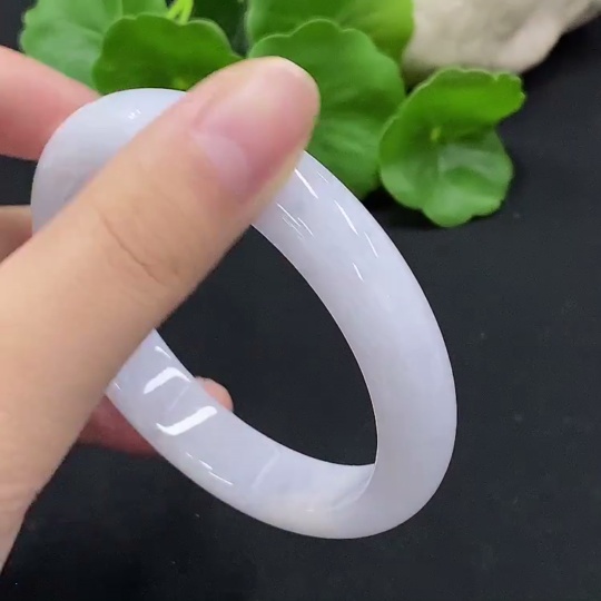 F33927565 Jadeite Round Bangle Size 56.1 Total Weight Approx. 48.47g
