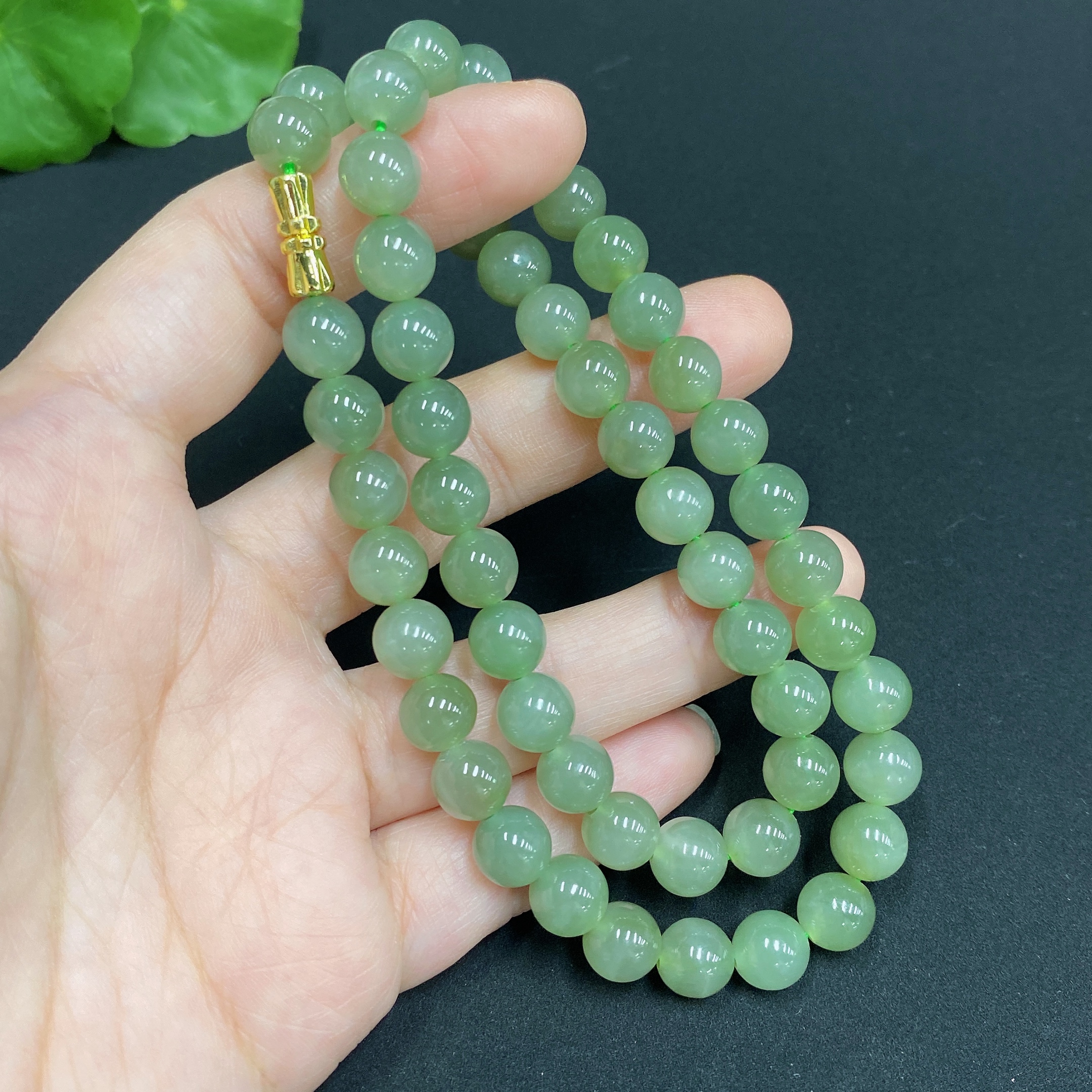 H34971076 Hetian Jade Bead Necklace, Approx. 7.6mm, Total Weight Approx. 40.3g
