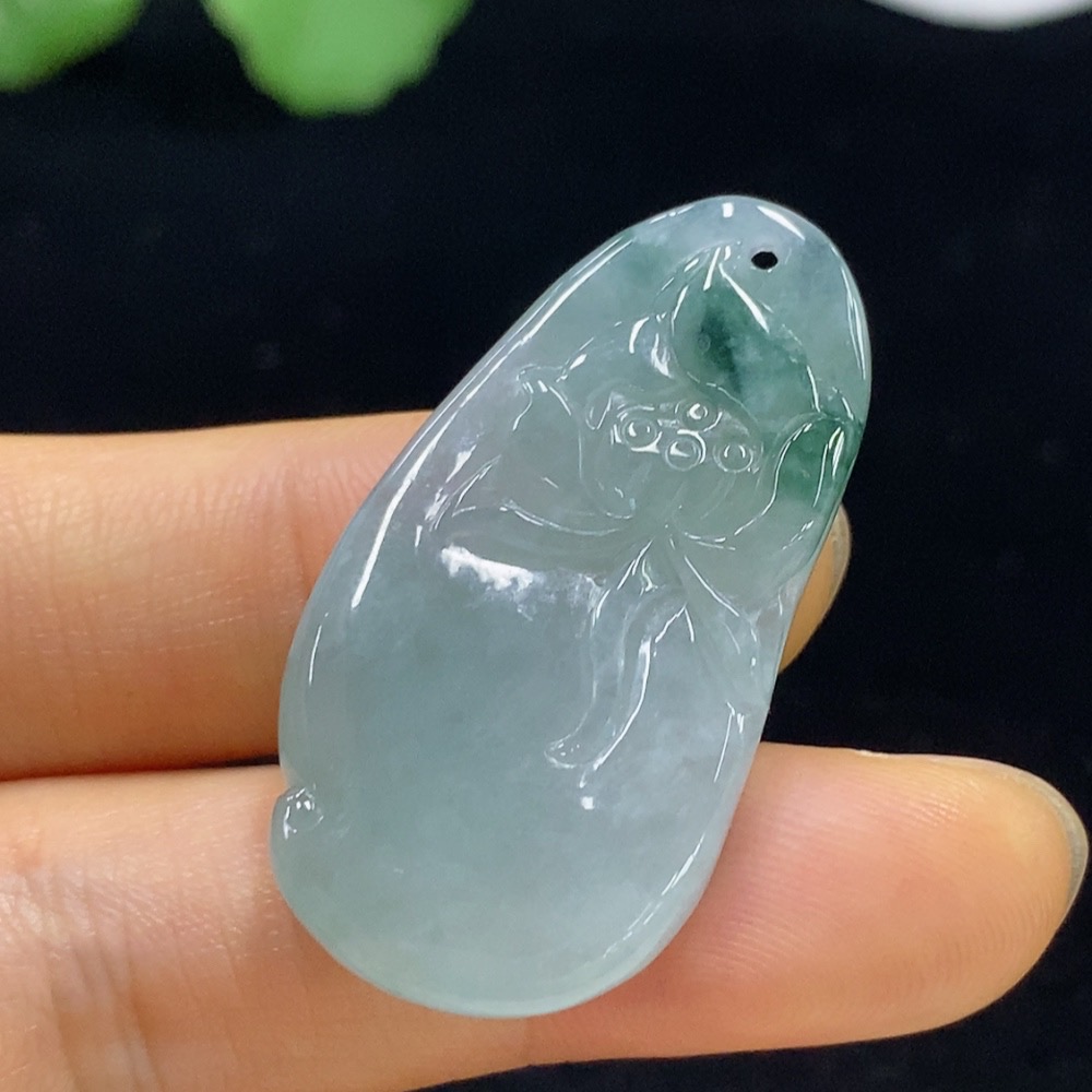 F35114598 Jadeite Lotus Pendant Total Weight Approx. 9g