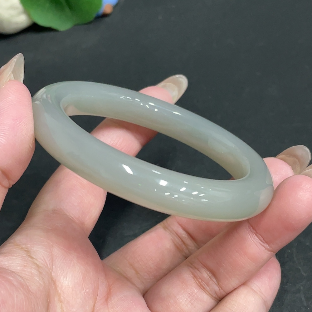 H30550949 Hetian Jade Round Bracelet Size 57.8 Total Weight Approx. 52.9g