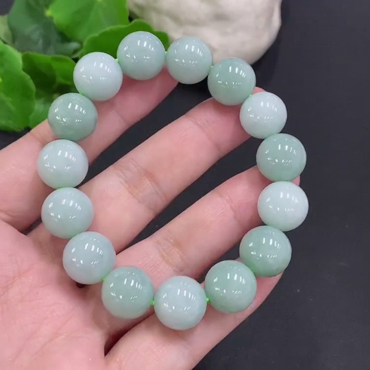 F34050222 Jadeite Bead Necklace Approx. 12.6mm Total Weight Approx. 55.6g