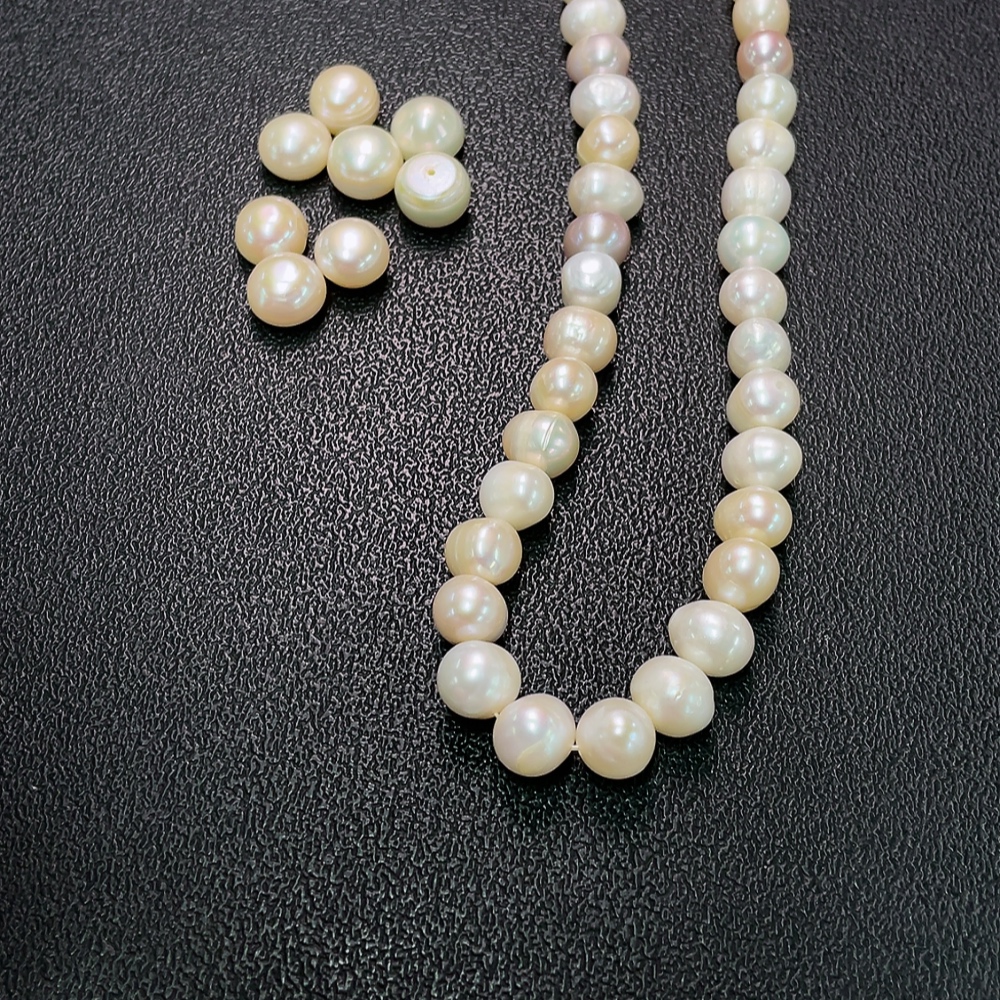 C34006012 Pearl Necklace + Loose Beads Non-Gold Total Weight Approx. 90.14g Sell as a Lot