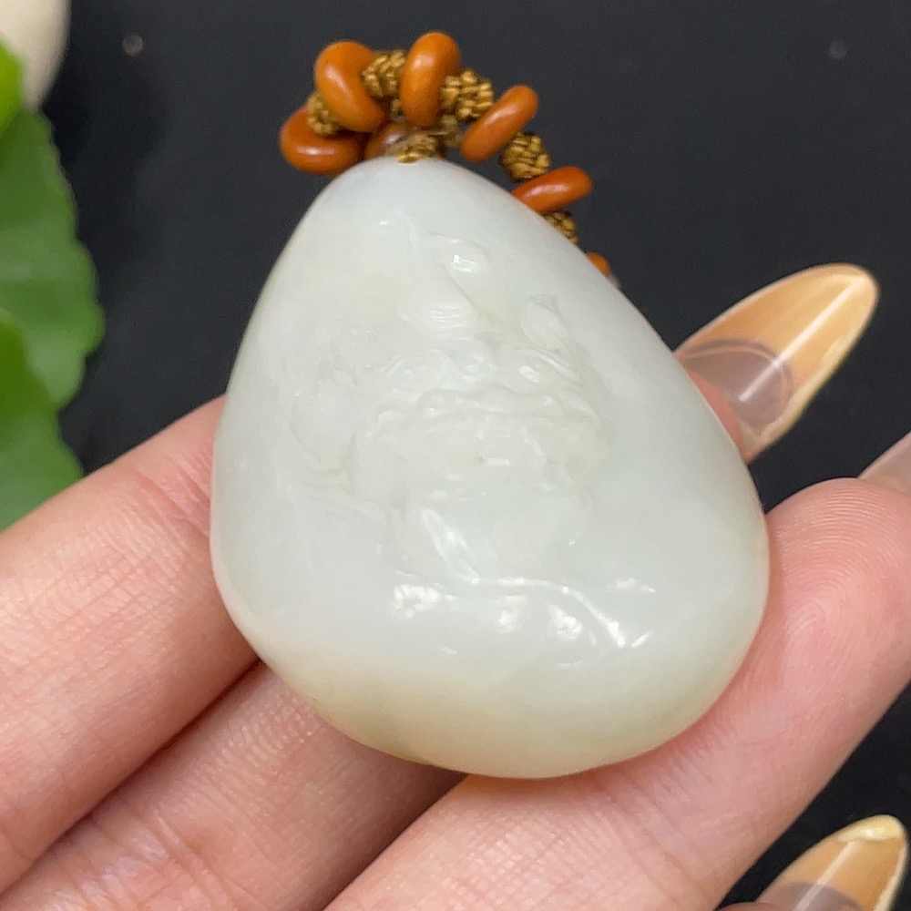 H30491519 Hetian Jade Pendant - Dragon Roaming the World, Undetermined Skin Color Origin, Chain Not Hetian Jade, Total Weight (Including Chain) Approx. 41.4g