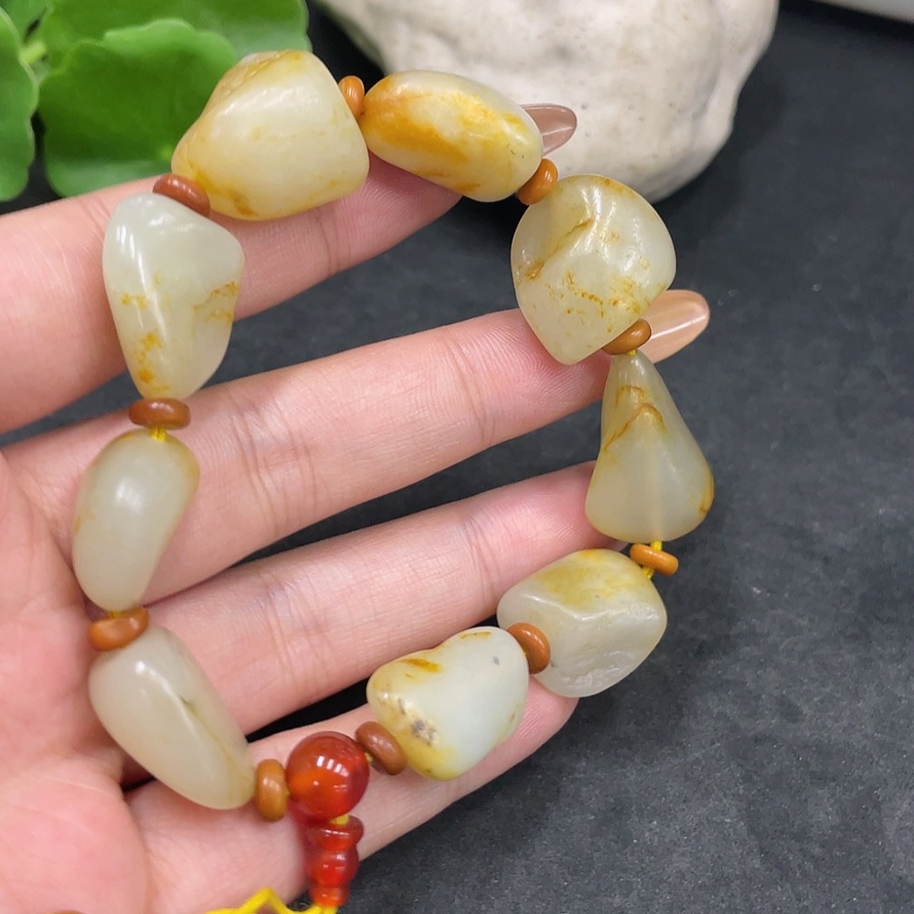 H32797954 Hetian Jade Bracelet, Undetermined Skin Color Origin, Contains Other Mineral Components, Non-Hetian Jade Beads Included, Total Weight Approximately 44.5g