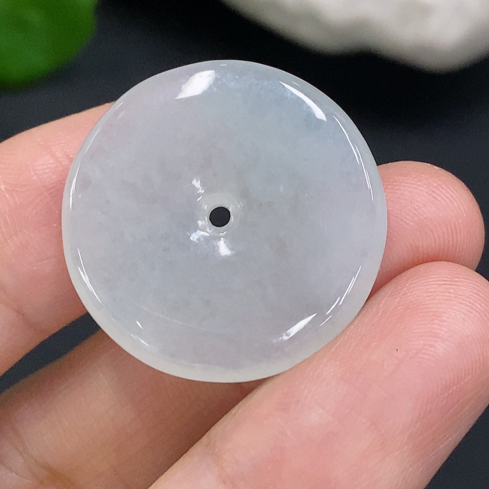 F30452726 JadeitePeace Button