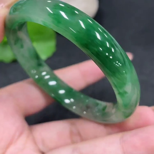 H32751918 African Emerald (Dulong Jade) Round Bracelet Size 55.2 Total Weight Approx. 36.1g