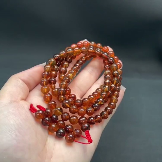 C16760810 Amber Beeswax Bead Strand Approx. 24.36g 7.3mm