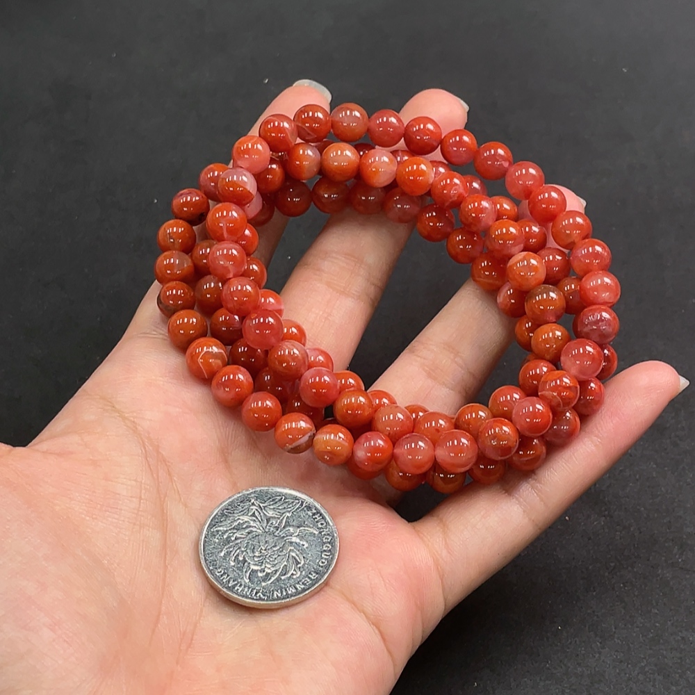 C17945563 South Red Agate Bead Strand, Approx. 66.58g, 7.6mm, Visible Organic Matter
