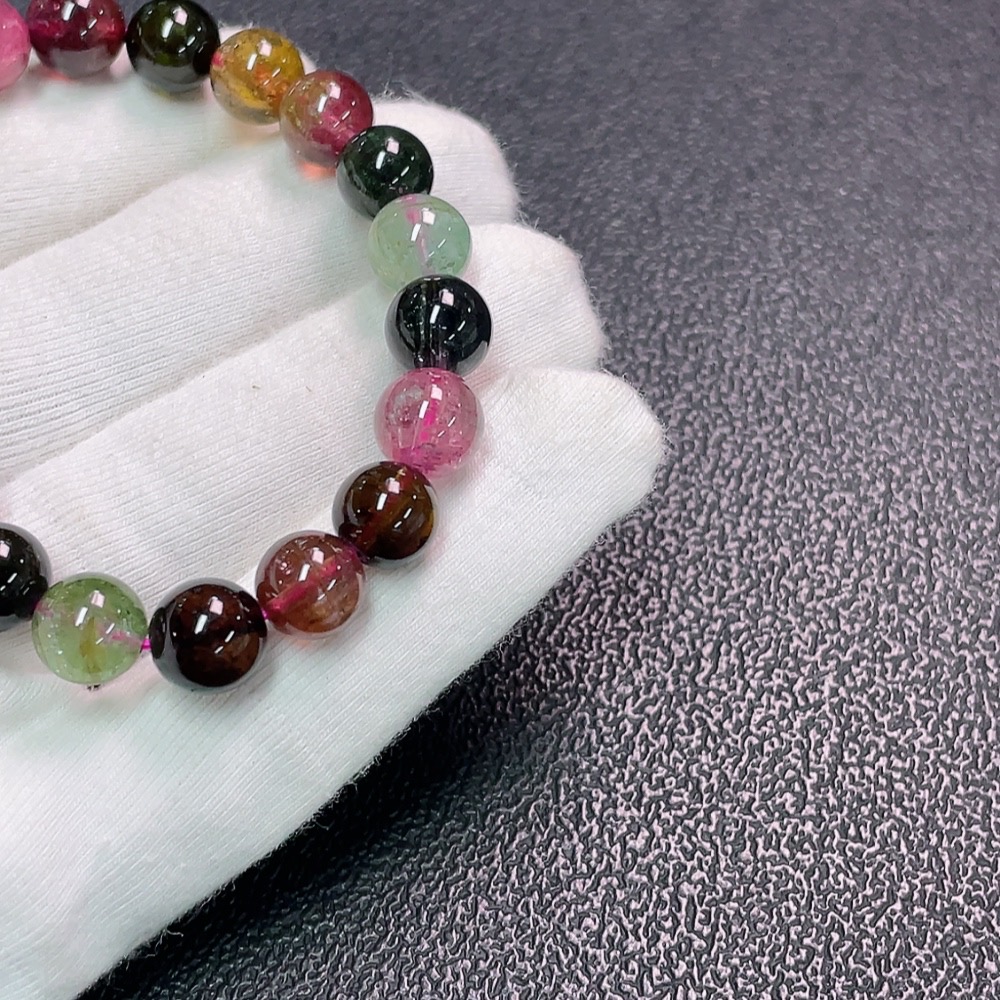 C33869251 Tourmaline Bracelet with Visible Organic Matter, Total Weight Approx. 20.32g, Size ~8.6mm
