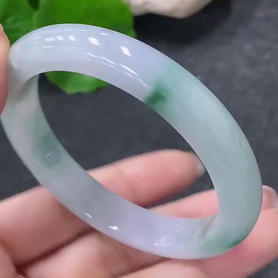 F34043165 Jadeite Round Bracelet Size 50.5mm Total Weight Approx. 37.5g