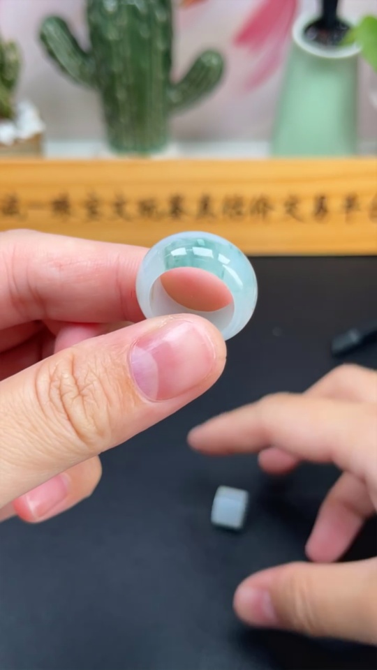 F43138467 Jadeite Ring Beads Sell as a Lot