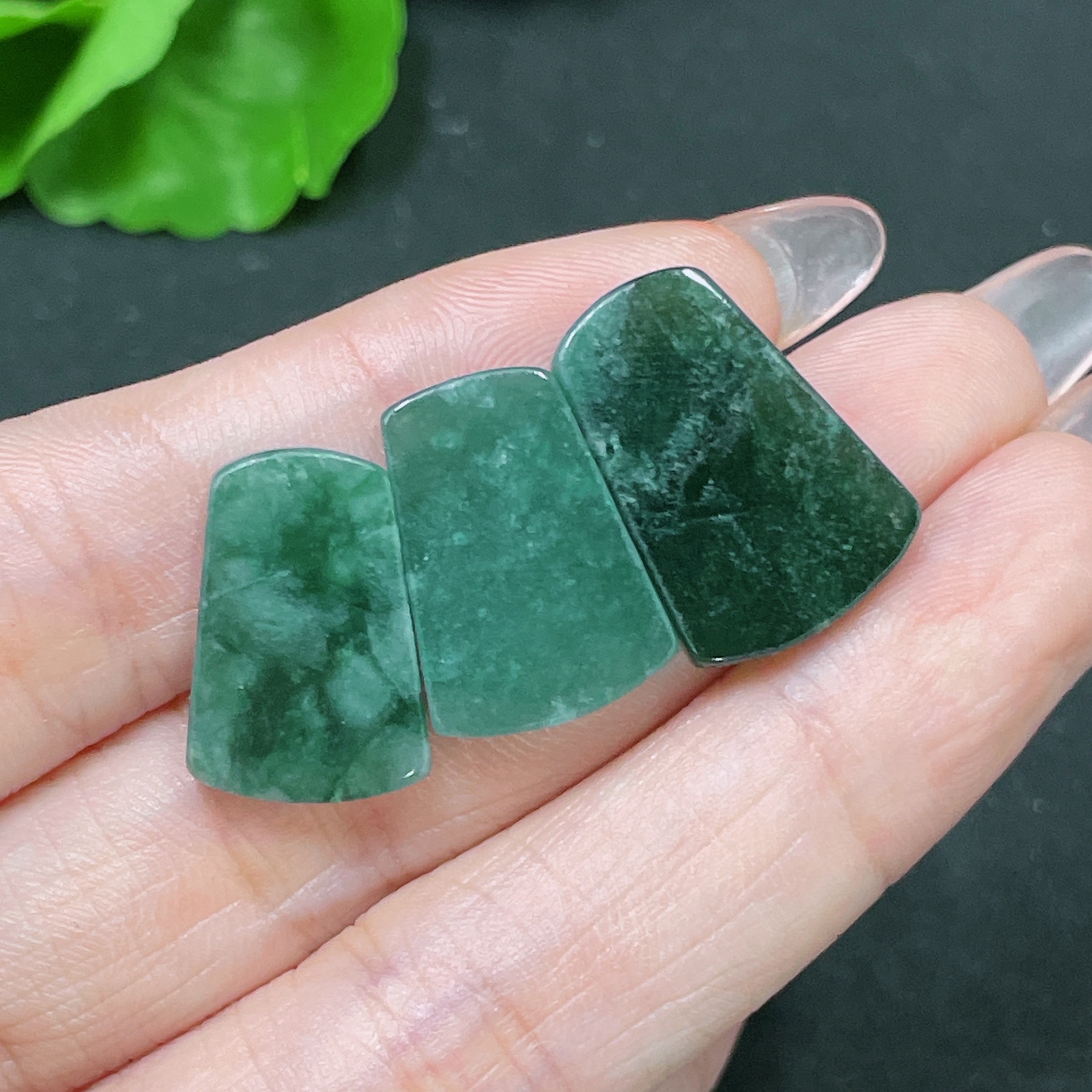 F34020871 Jadeite Inlaid Pieces Sell as a Lot