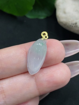 F35082139 Jadeite Melon Pendant 18K Gold Total Weight Approx. 1.3g
