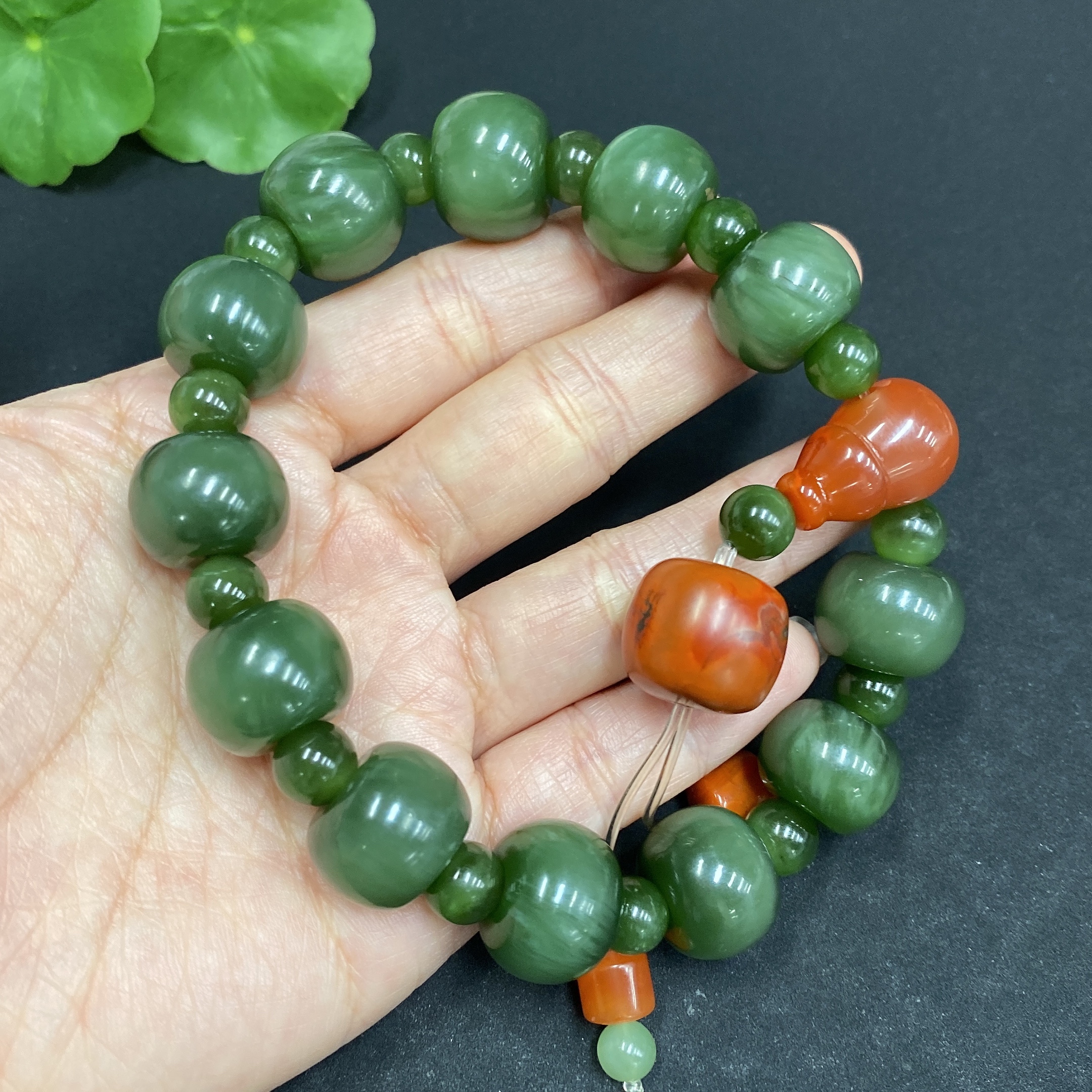 H33859085 Hetian Jade Bracelet 15/7.2mm Approx. Total Weight About 90.3g with Southern Red Agate