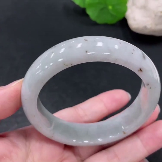 F31674656 Jadeite Regular Round Bangle, Size 58, Total Weight Approx. 75g