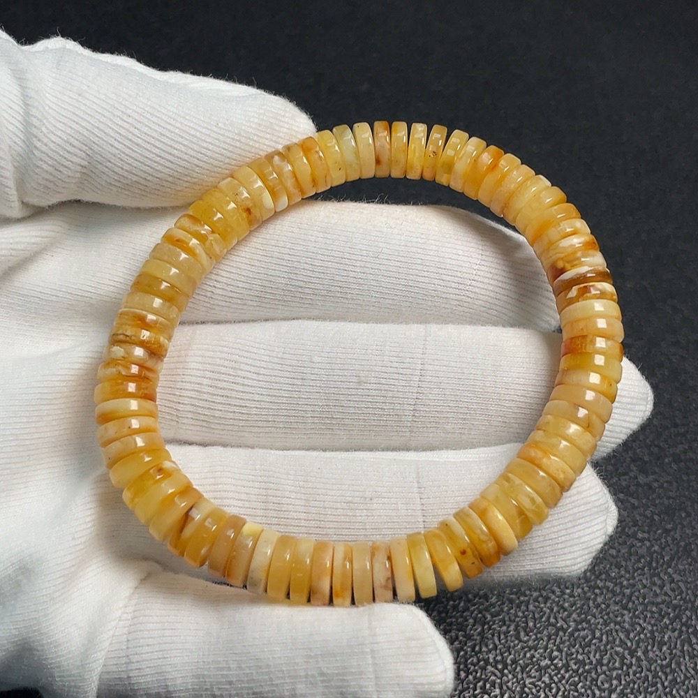 C30510724 Amber Honey Beeswax Bracelet, Approx. 8mm, Total Weight Approx. 9.15g