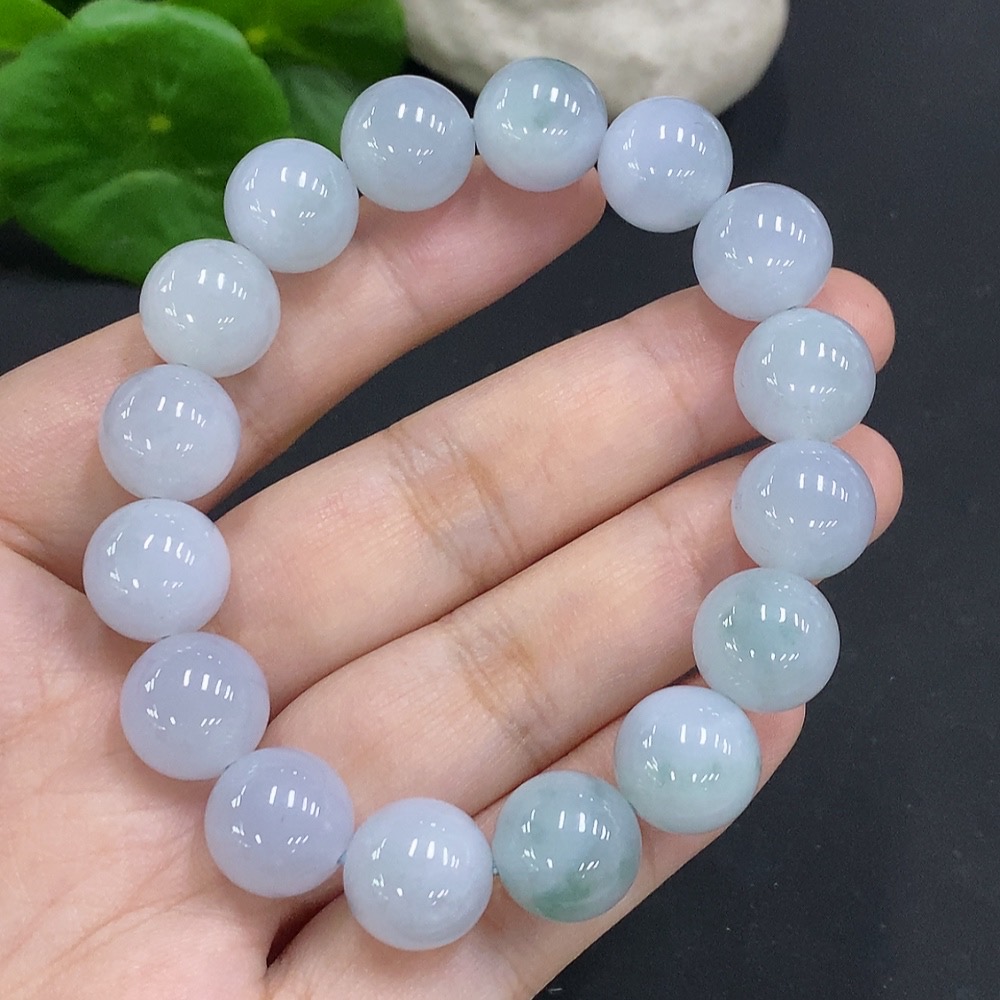 F35156020 Jadeite bracelet, total weight approx. 51.5g, size approx. 12.2mm