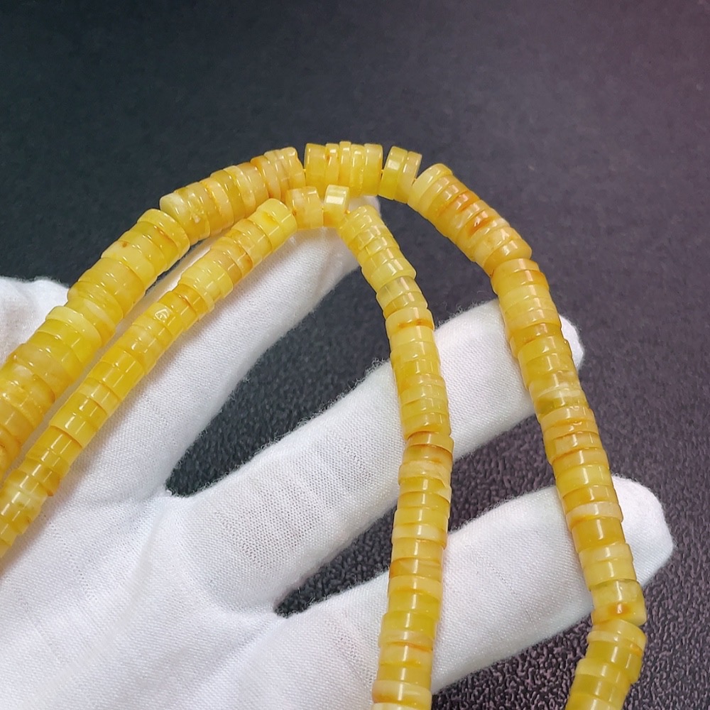 C32720435 Amber Honey Bead Strand Non-Gold Total Weight Approx. 29.89g Size 5.7-11.4mm